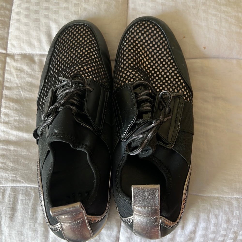 7 1/2 size shoes, black&silver, stretchy and fashionable and well taken care of
